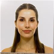 Soy graduada en Educación Infantil con un nivel C1 de inglés. Me considero una persona responsable, cercana y con vocación